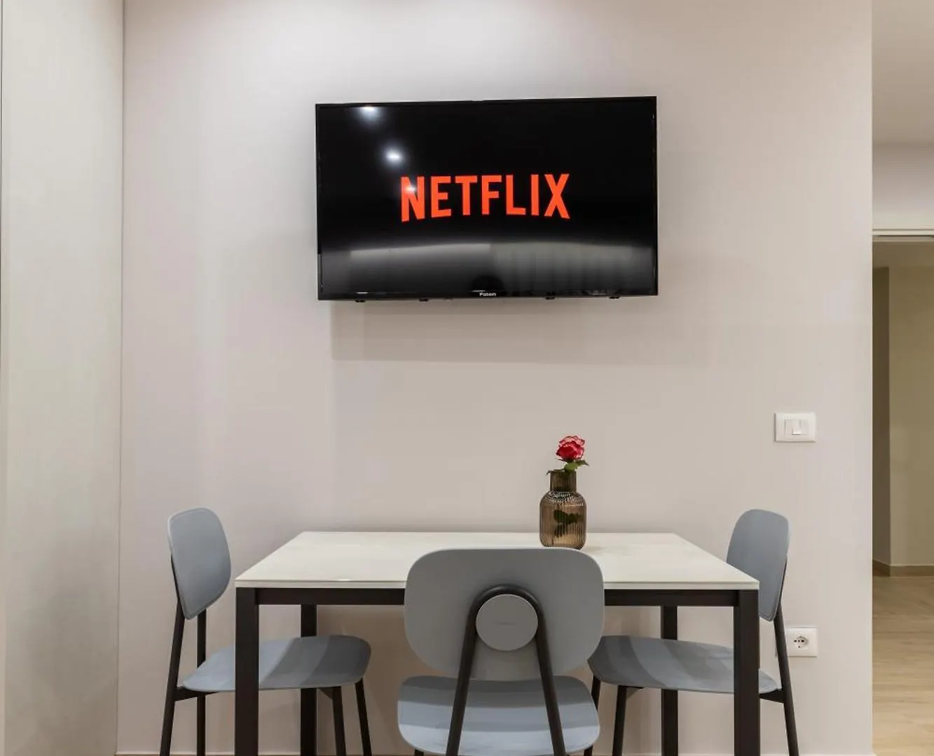 Ener Studios Tirana Hotel apartamentowy